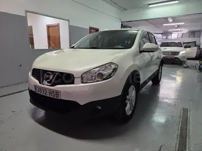 Usado Nissan Qashqai Acenta 110 CV (80 kW) 2013 Blanco SUV