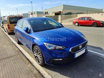 Usado Seat Leon XCELLENCE 150 CV (110 kW) 2021 Azul Berlina