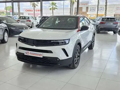 Usado Opel Mokka GS Line 110 CV (80 kW) 2021 Blanco SUV