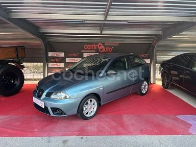 Usado Seat Ibiza 70 CV (51 kW) 2007 Azul Berlina