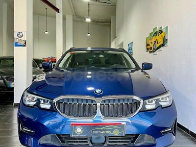Usado BMW 320e 190 CV (139 kW) 2021 Azul Familiar