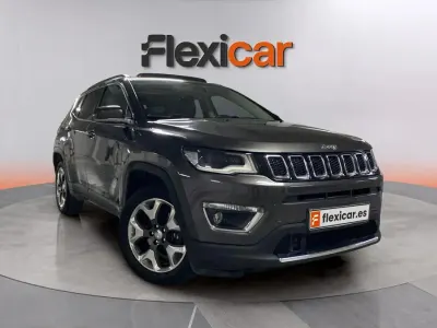 Usado Jeep Compass Limited 140 CV (102 kW) 2018 Gris SUV