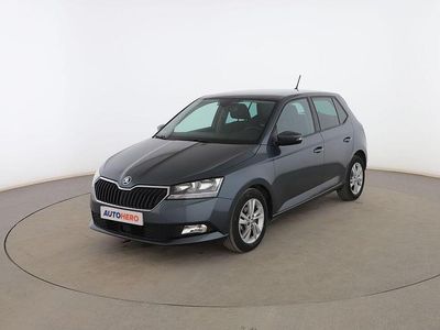Gris Usado 2021 Skoda Fabia Ambition Utilitario | 12.299 € (Precio justo)