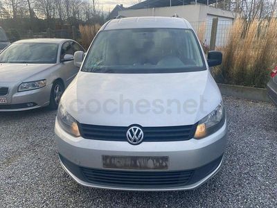 Usado VW Caddy Comfortline 102 CV (75 kW) 2013 Gris / plata Monovolumen