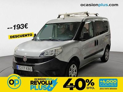 Usado Fiat Doblò Pop 90 CV (66 kW) 2017 Gris Monovolumen