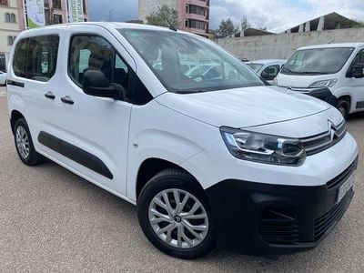 Usado Citroën Berlingo Live 102 CV (75 kW) 2021 Blanco Monovolumen