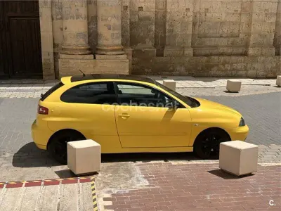 Käytetty Seat Ibiza Sport 130 HP (95 kW) 2005 Keltainen Viistoperä