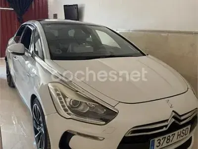 Usado Citroën DS5 200 CV (147 kW) 2013 Blanco Utilitario