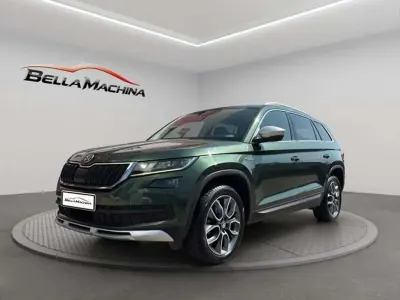 Usado Skoda Octavia 150 CV (110 kW) 2019 Verde SUV