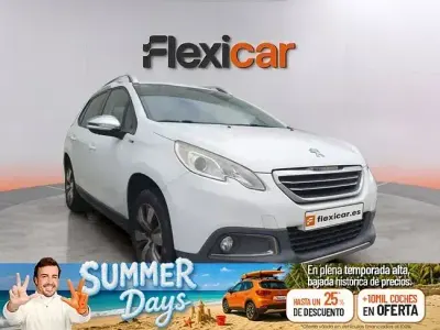Usado Peugeot 2008 Style 82 CV (60 kW) 2016 Blanco SUV