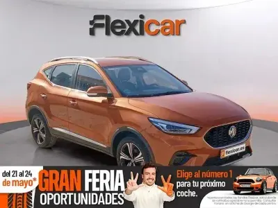 Usado MG ZS Luxury 106 HP (77 kW) 2025 Laranja SUV