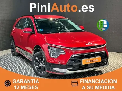 Usado Kia Niro 141 CV (103 kW) 2022 Burdeos SUV