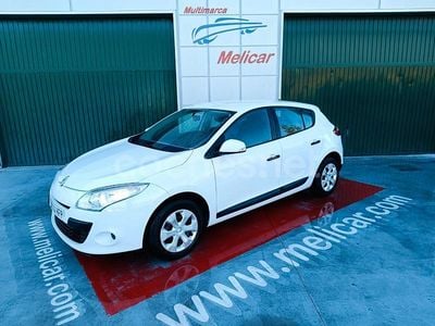 Blanco Usado 2011 Renault Mégane Authentique Berlina | 6990 € (Precio justo)