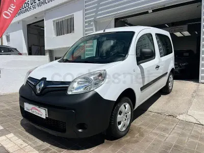 Usado Renault Kangoo 75 CV (55 kW) 2020 Blanco Monovolumen