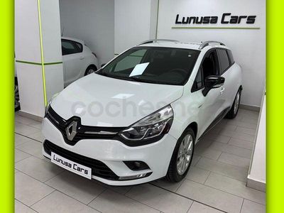 Usado Renault Clio GrandTour Zen 90 CV (66 kW) 2018 Blanco Familiar