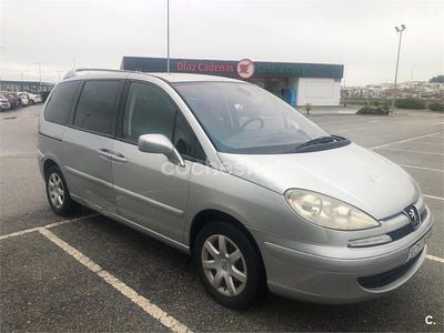 Usado Peugeot 807 143 CV (105 kW) 2007 Gris / plata Monovolumen