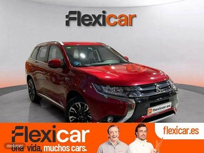 Usado Mitsubishi Outlander P-HEV 203 CV (149 kW) 2017 Rojo SUV