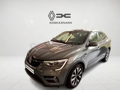 Usado Renault Arkana Intens 140 CV (102 kW) 2021 Gris / plata SUV