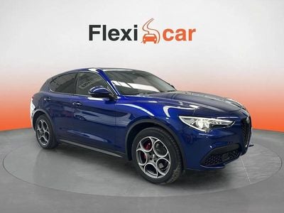 Usado Alfa Romeo Stelvio Sprint 200 CV (147 kW) 2022 Azul SUV