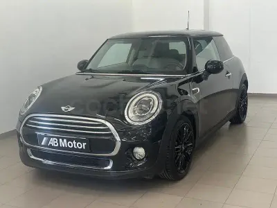 Usado Mini Cooper D 116 CV (85 kW) 2017 Negro Utilitario