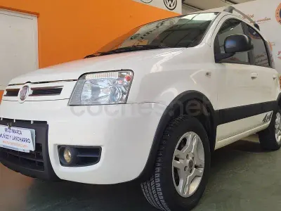 Usado Fiat Panda Dynamic 75 CV (55 kW) 2011 Blanco Utilitario