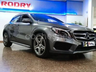 Gris / plata Usado 2015 Mercedes GLA200 AMG line SUV | 19.300 € (Caro)