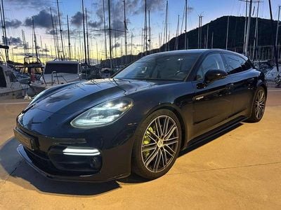 Porsche Panamera 4