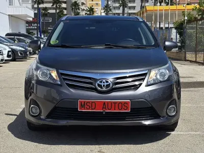Usado Toyota Avensis