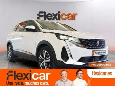 Usado Peugeot 3008 Allure 130 CV (95 kW) 2021 Blanco SUV