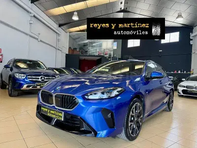 Usado BMW 120 Comfort Edition 163 CV (119 kW) 2025 Azul Utilitario