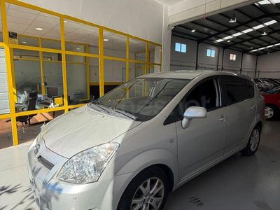 Begagnad Toyota Corolla Verso Sol 129 HK (94 kW) 2008 Beige Minibuss