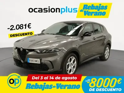 Usado Alfa Romeo Tonale Sprint 130 CV (95 kW) 2022 Gris SUV