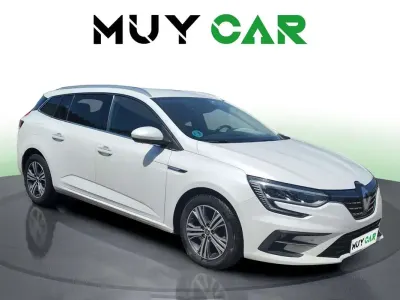 Usado Renault Mégane GrandTour Techno 116 CV (85 kW) 2022 Blanco Familiar