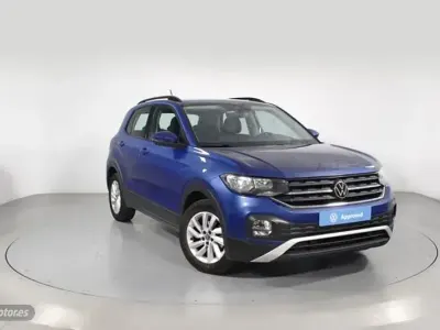 Usado VW T-Cross Advance 110 CV (80 kW) 2022 Azul SUV