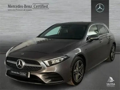 Usado Mercedes A250 AMG line 218 CV (160 kW) 2021 Gris