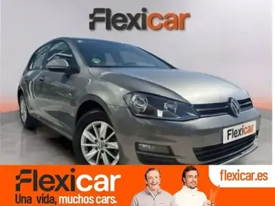 Usado VW Golf VII Advance 110 CV (80 kW) 2017 Gris Utilitario