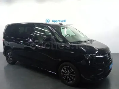 Usado VW Multivan Life 150 CV (110 kW) 2025 Negro Monovolumen