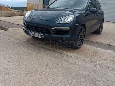 Käytetty Porsche Cayenne 262 HP (192 kW) 2015 Sininen Katumaasturi