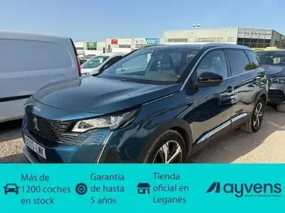 Usado Peugeot 5008 GT 181 CV (133 kW) 2022 Azul SUV