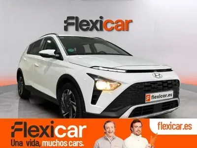 Usado Hyundai Bayon 100 CV (73 kW) 2021 Blanco SUV