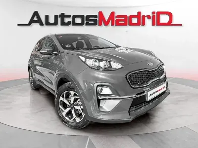 Usado Kia Sportage 136 CV (100 kW) 2020 Gris / plata SUV