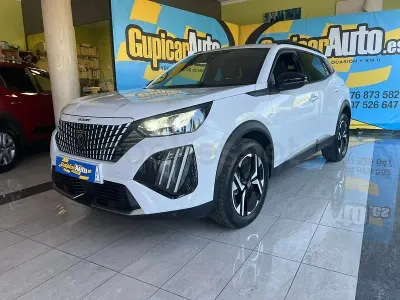 Usado Peugeot 2008 Allure 100 CV (73 kW) 2024 Blanco SUV