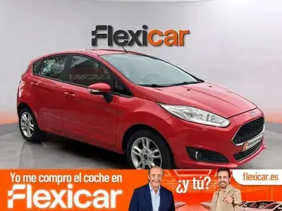 Usado Ford Fiesta 95 CV (69 kW) 2017 Rojo Utilitario