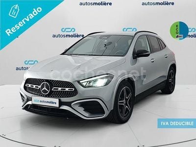 Gris / plata Usado 2025 Mercedes GLA200 SUV | 41.890 € (Precio justo)