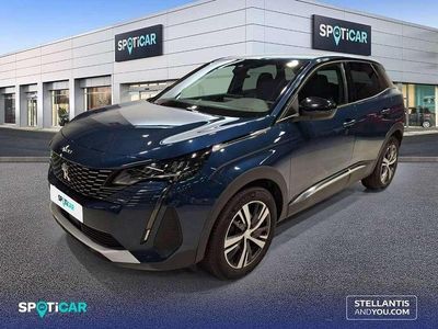 Usado Peugeot 3008 Allure 131 CV (96 kW) 2024 Azul SUV