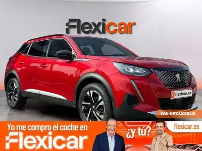 Usado Peugeot 2008 Allure 130 CV (95 kW) 2022 Granate SUV