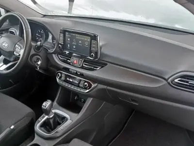 Usado Hyundai i30 136 CV (100 kW) 2021 Blanco