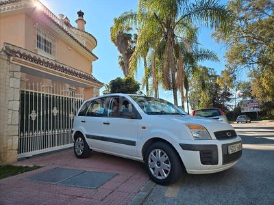 Blanco Usado 2011 Ford Fusion Ambiente Berlina | 5400 € (Un poco caro)