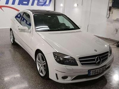Usado Mercedes C220 150 CV (110 kW) 2009 Blanco Coupe