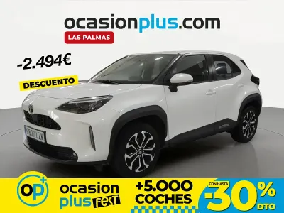 Usado Toyota Yaris Style 125 CV (91 kW) 2022 Blanco Utilitario